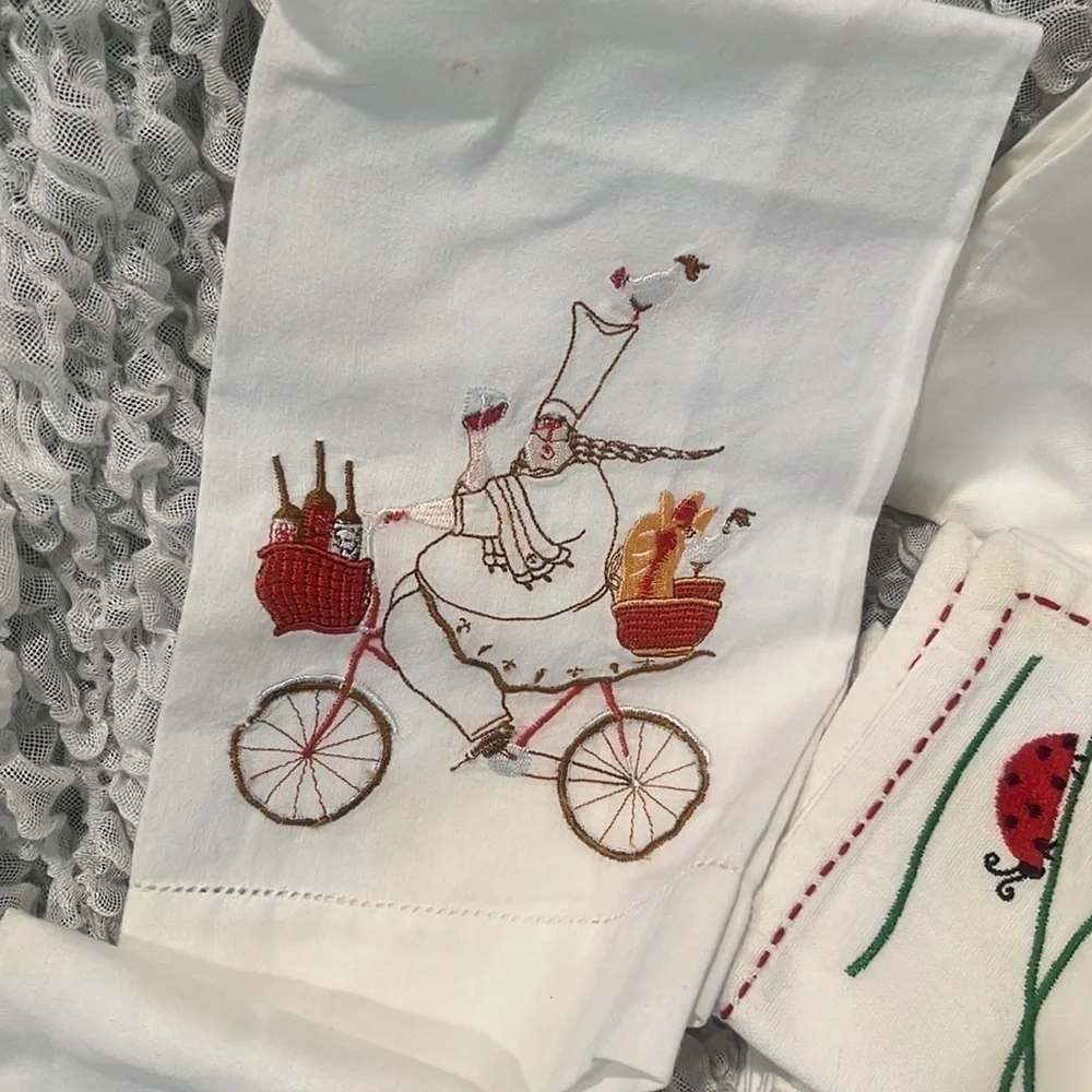 BOOBIES ASSORTMENT TEA TOWELS/ NAPKINS BUNDLE 17 PIECES.